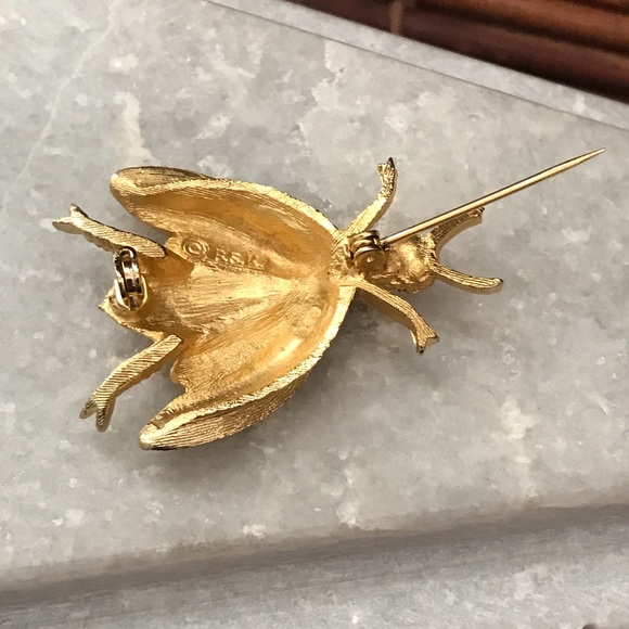BSK Insect Brooch Pin Vintage Gold Tone - Picture 3 of 5